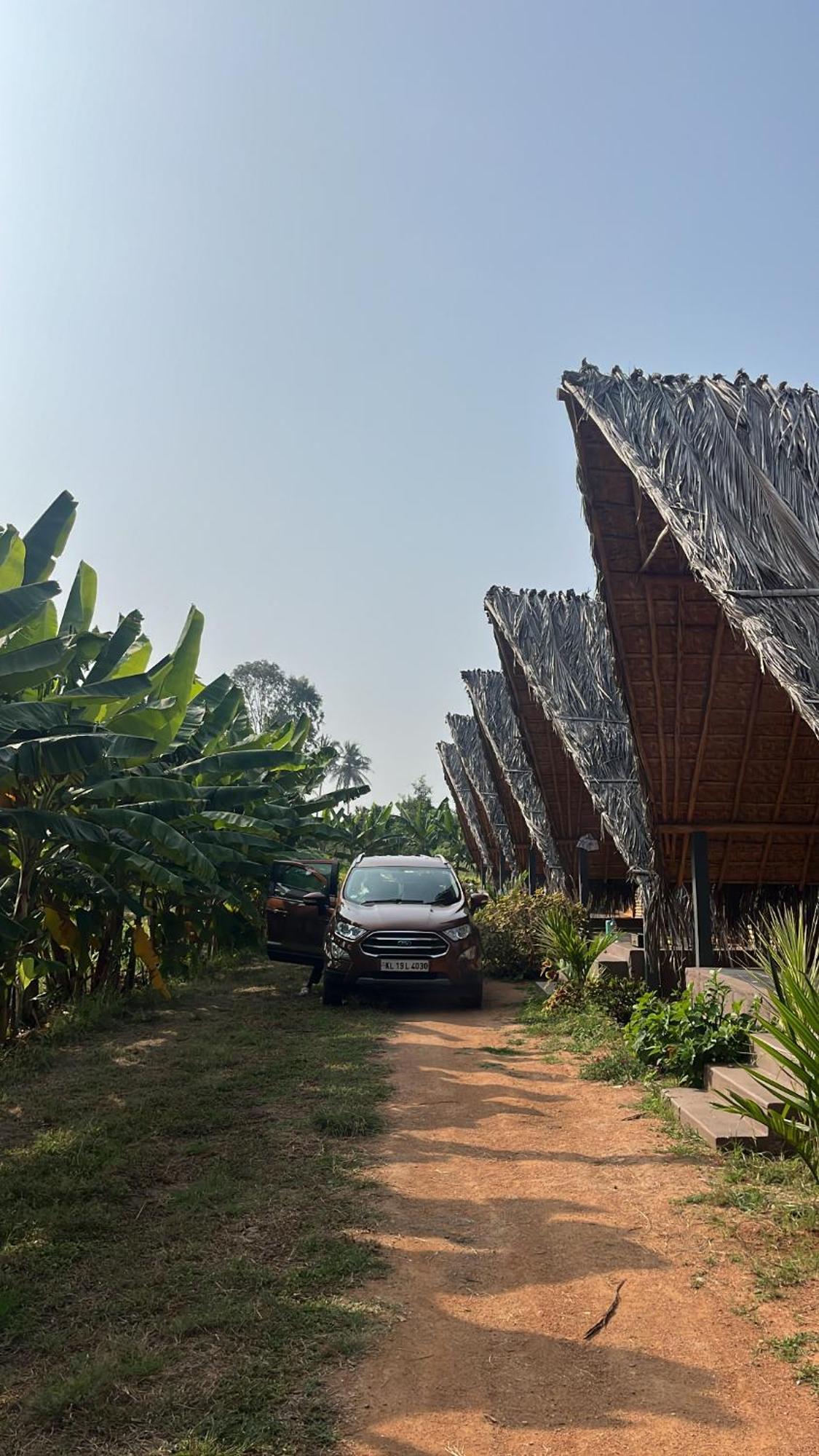 Hotel Tropical Hampi Exterior foto