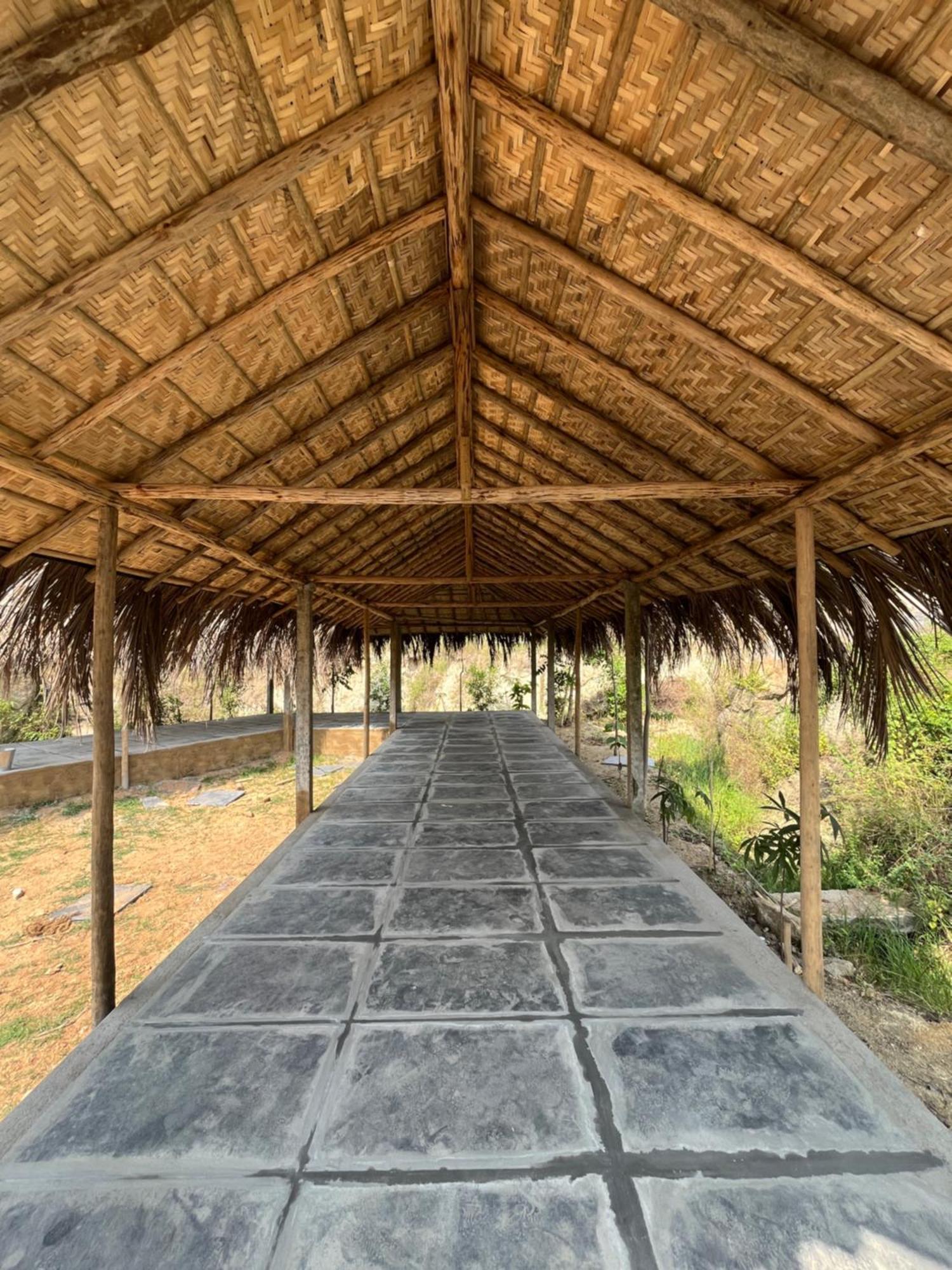 Hotel Tropical Hampi Exterior foto